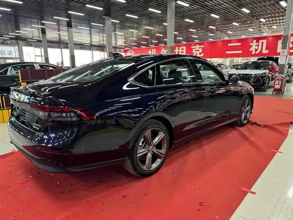 Honda Accord New Energy — фото 5