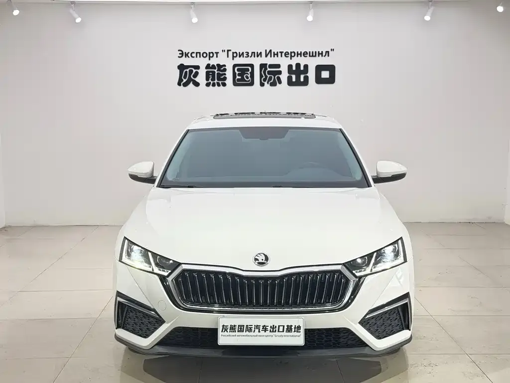 Skoda Octavia — фото 3