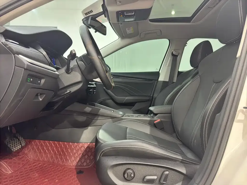 Skoda Octavia — фото 8
