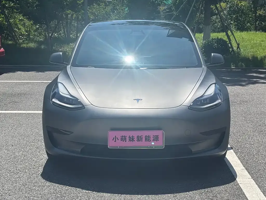 Tesla Model 3 — фото 10
