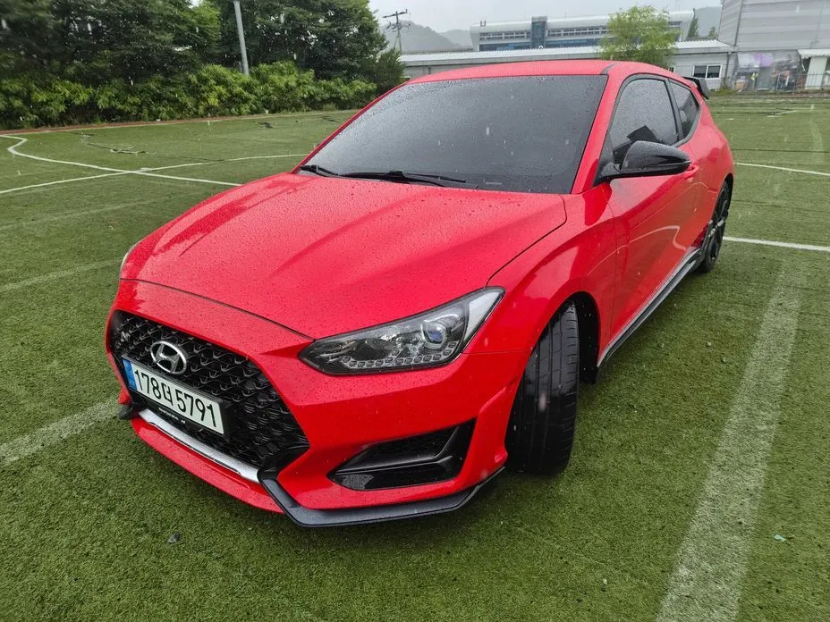 Hyundai Veloster — фото 3