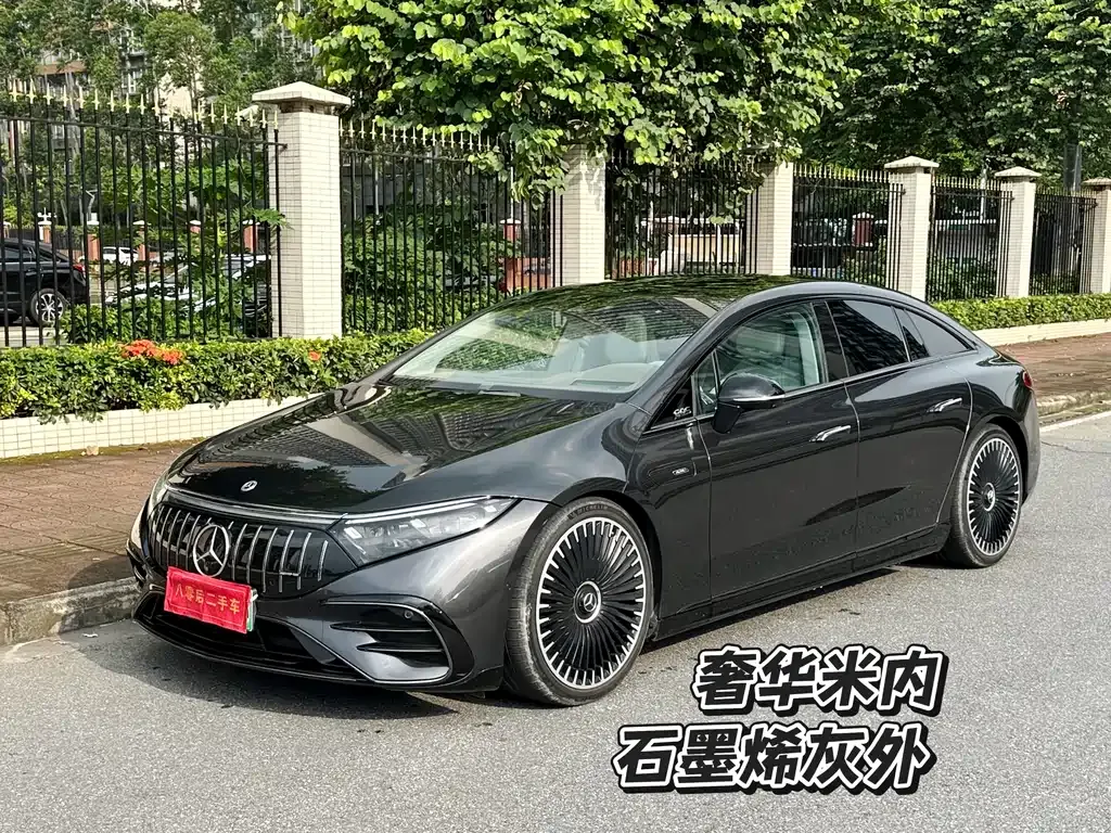 Mercedes-Benz EQS AMG — фото 1