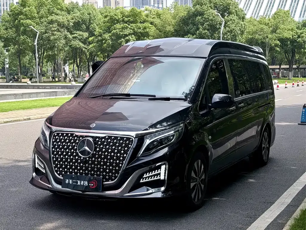 Mercedes-Benz Vito — фото 1