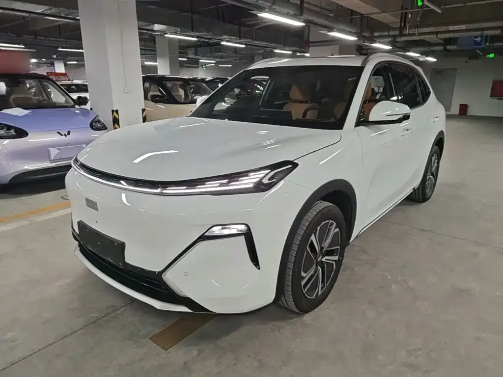 Geely Galaxy Xingjian 7 — фото 1