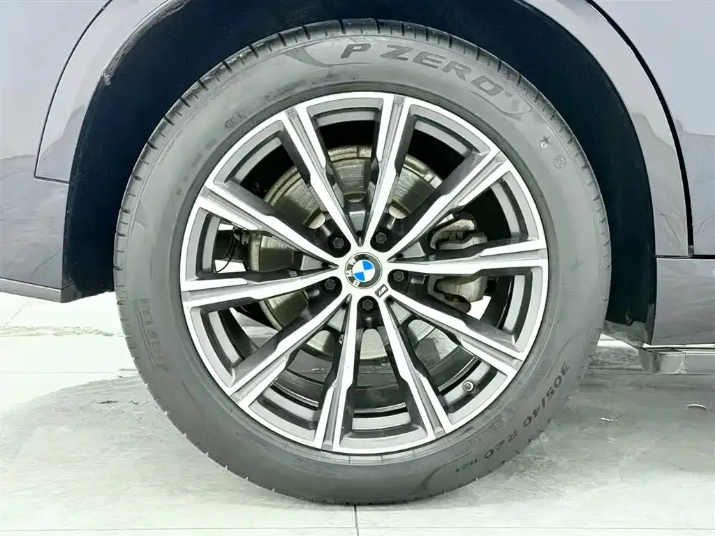 BMW X5 (Import) — фото 8