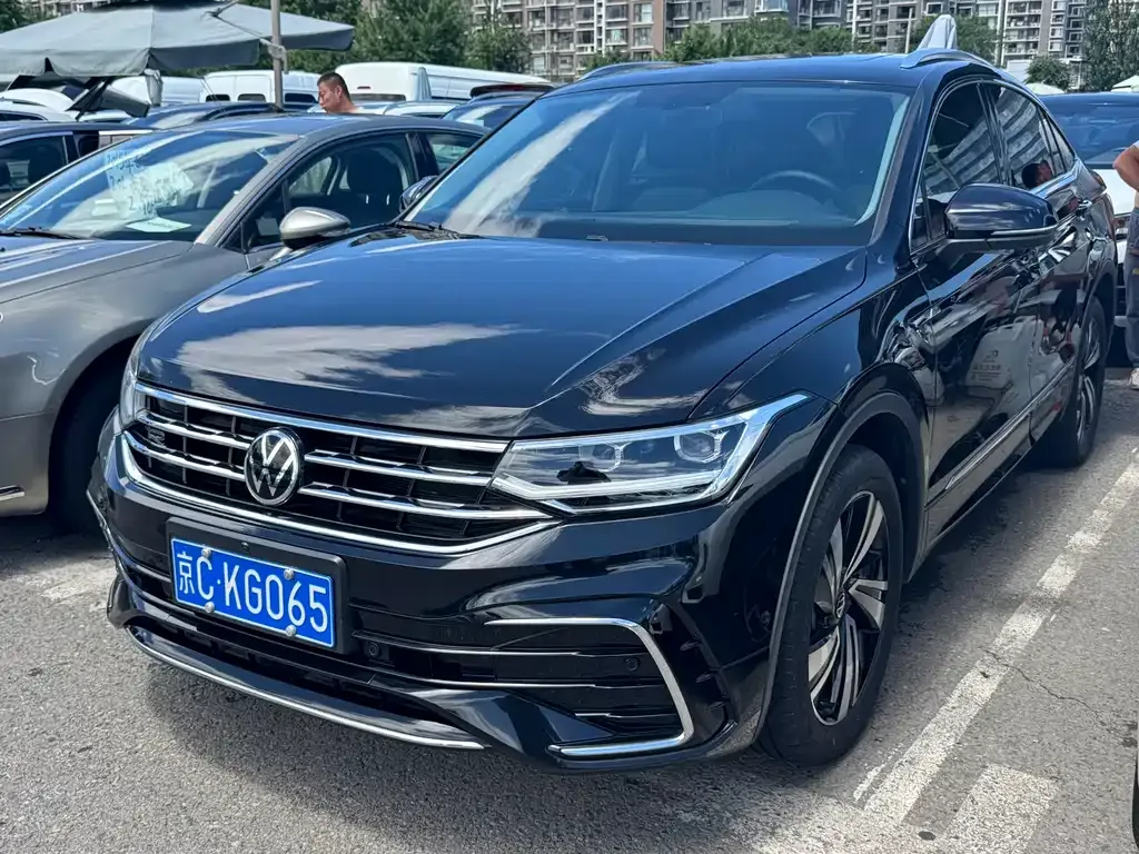 Volkswagen Tiguan X — фото 1