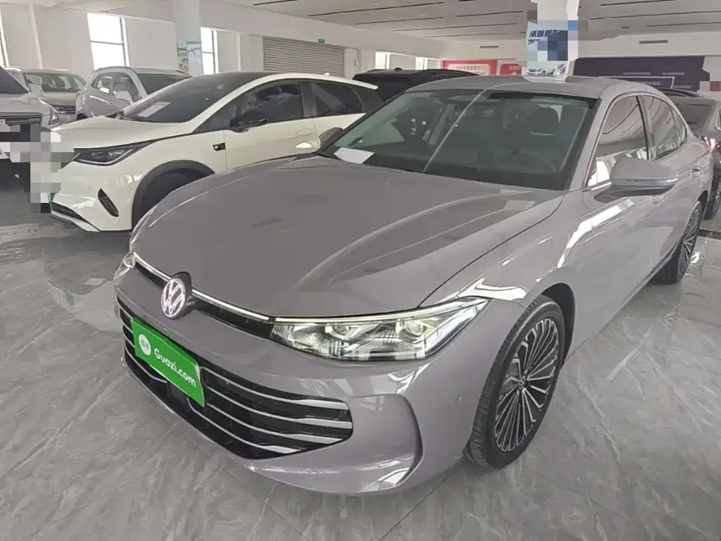 Volkswagen Passat — фото 1