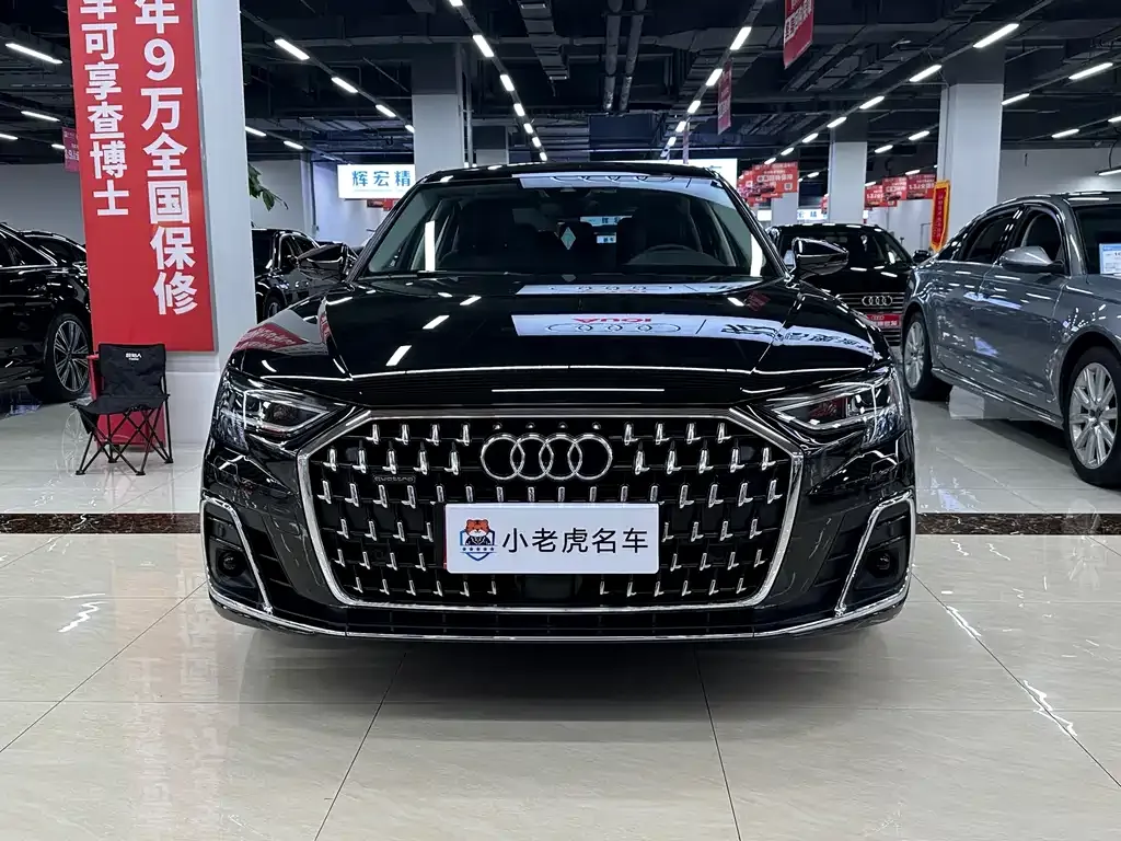 Audi A8 — фото 7
