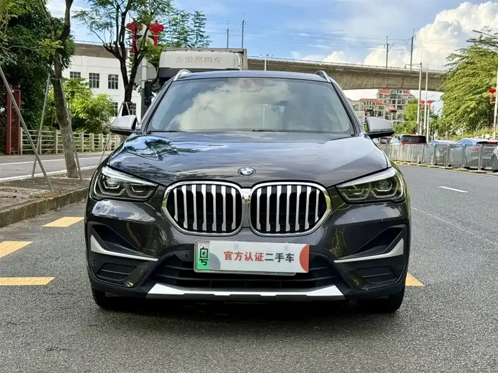 BMW X1 — фото 5