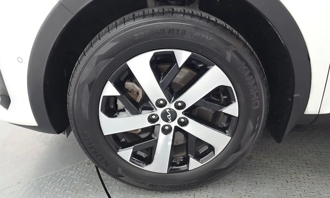 Kia Sorento — фото 4
