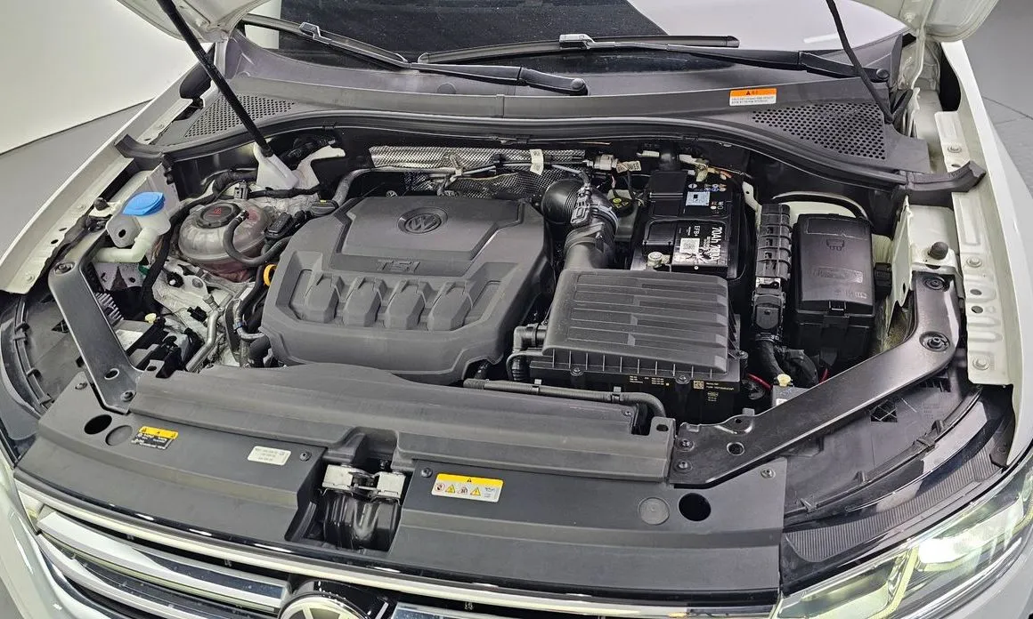 Volkswagen Tiguan — фото 9