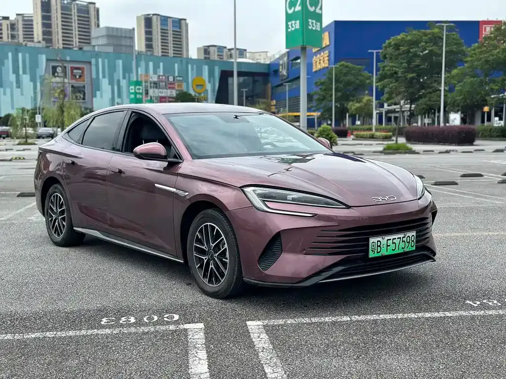 BYD Seal — фото 9