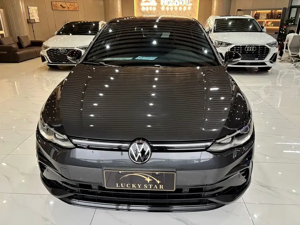 Volkswagen Golf — фото 9