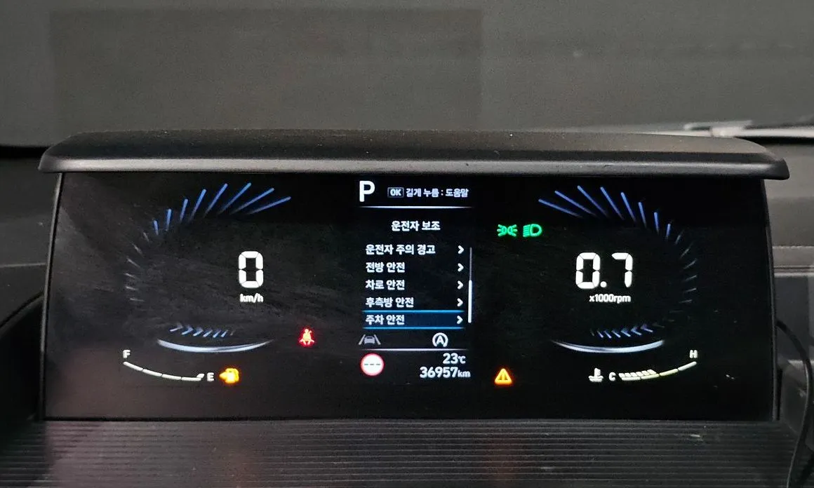 Hyundai Staria — фото 4