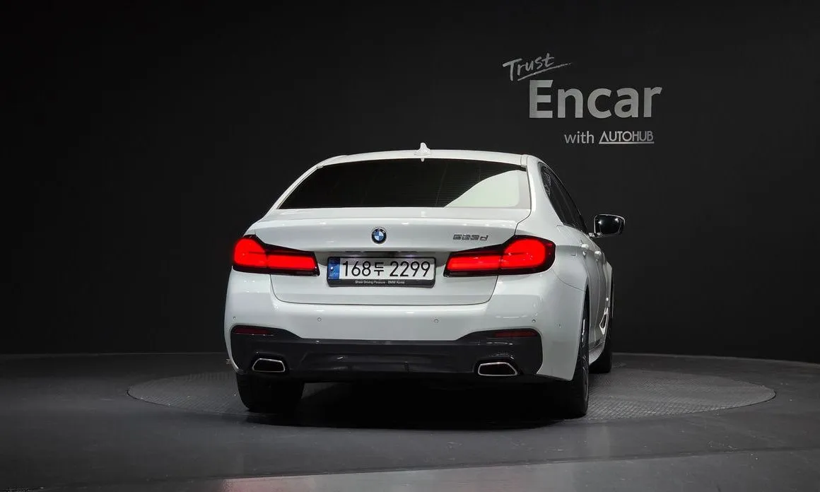 BMW 5-Series — фото 3