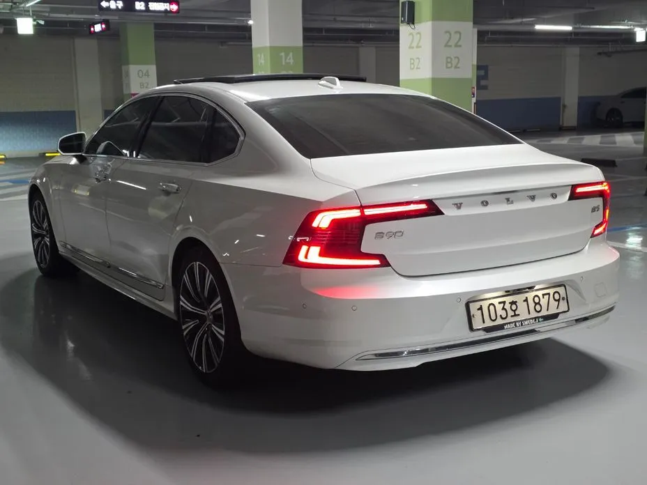 Volvo S90 — фото 7
