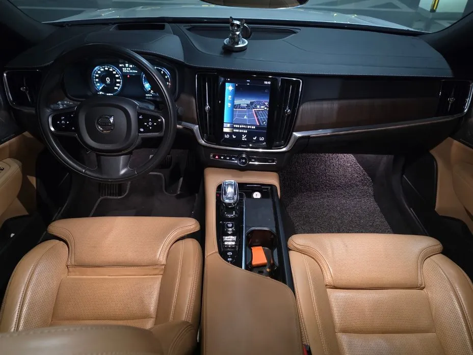 Volvo S90 — фото 6