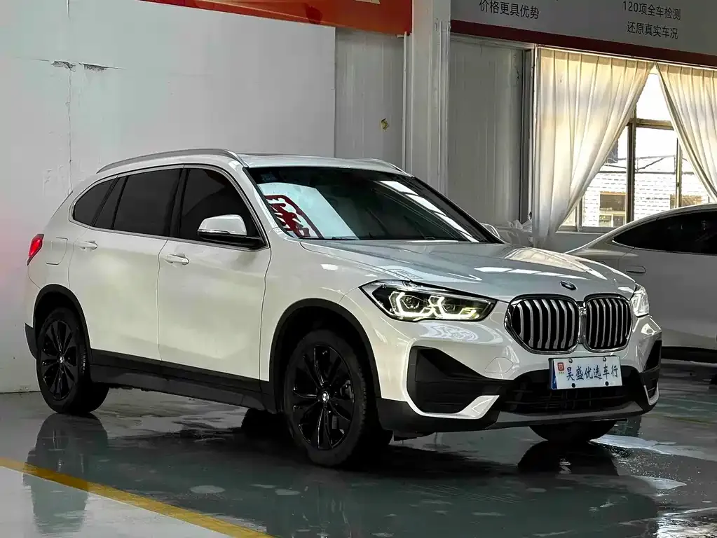 BMW X1 — фото 4