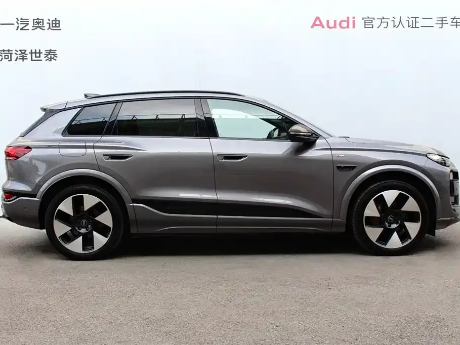 Audi Q6L e-tron — фото 9