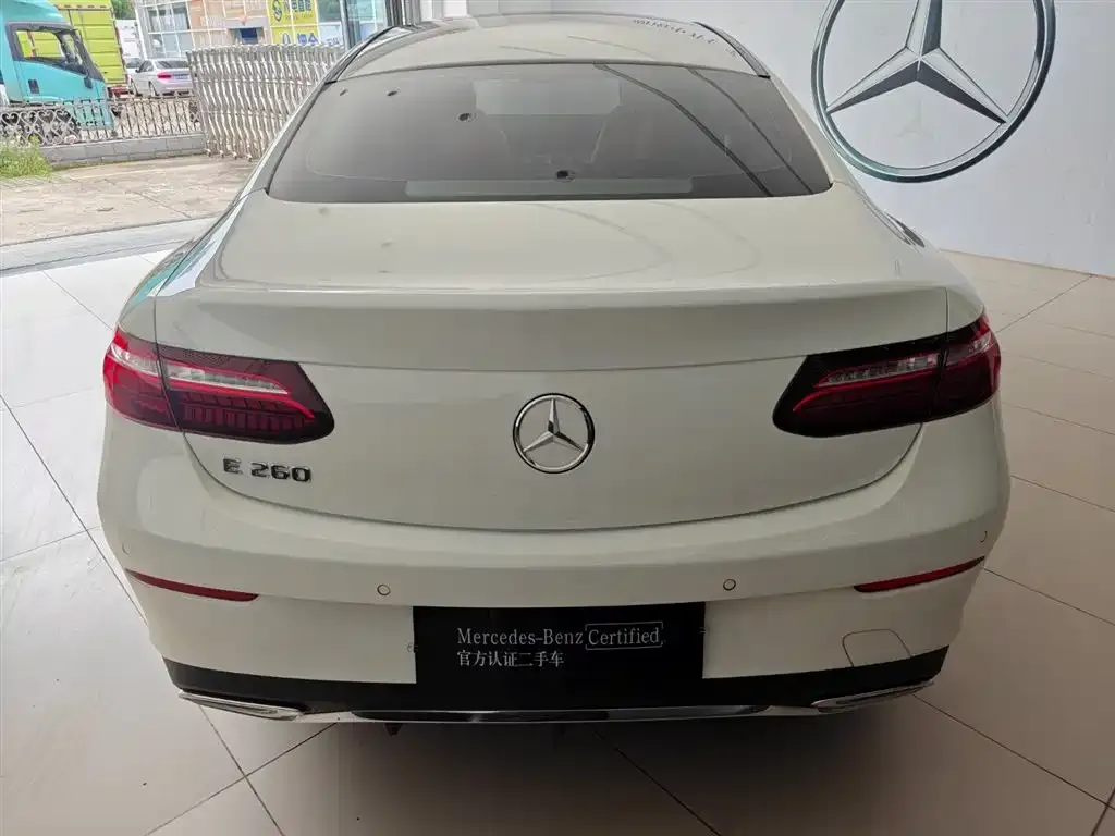 Mercedes-Benz E-Class (Import) — фото 6