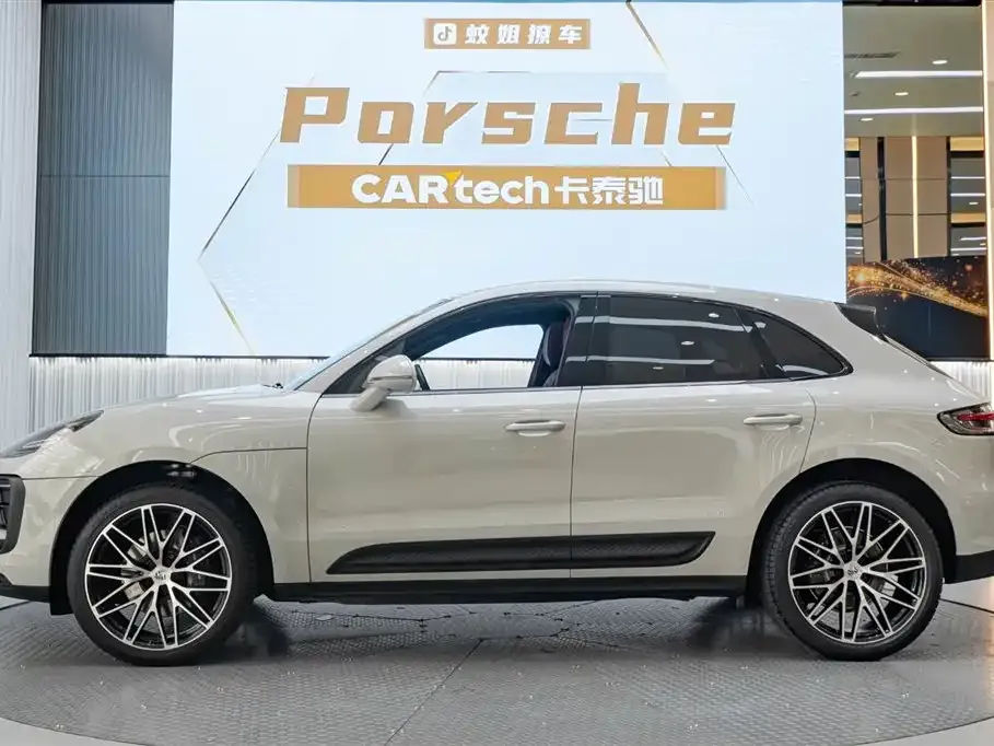 Porsche Macan — фото 6