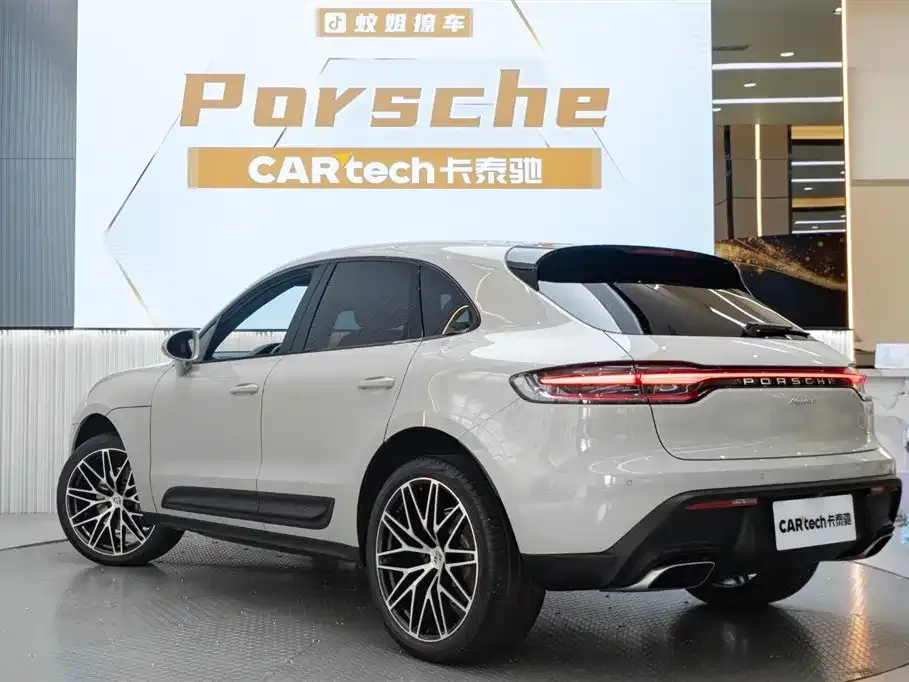 Porsche Macan — фото 9