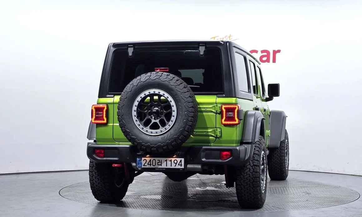 Jeep Wrangler — фото 2