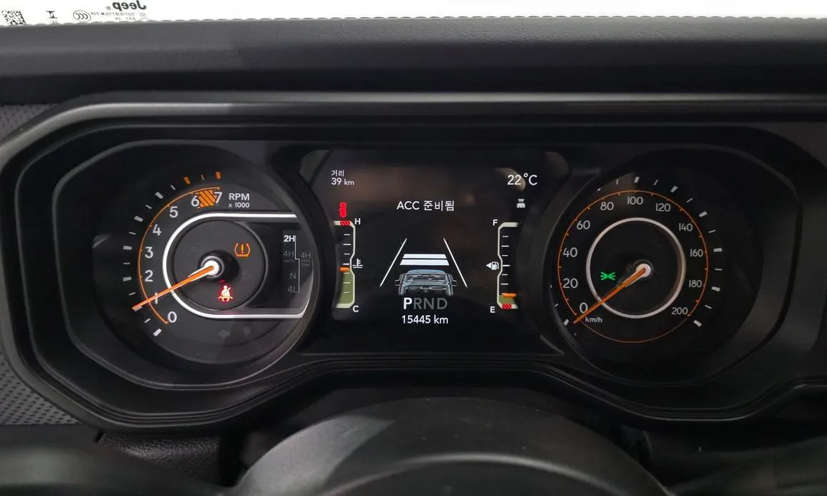 Jeep Wrangler — фото 3