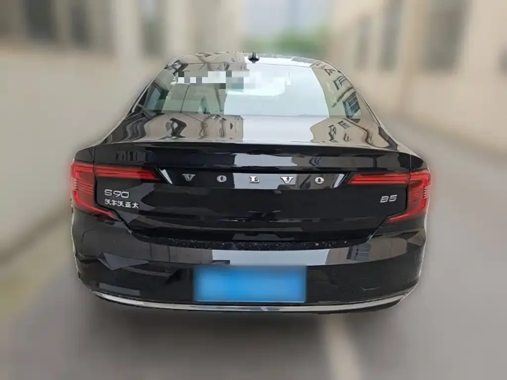 Volvo S90 — фото 3