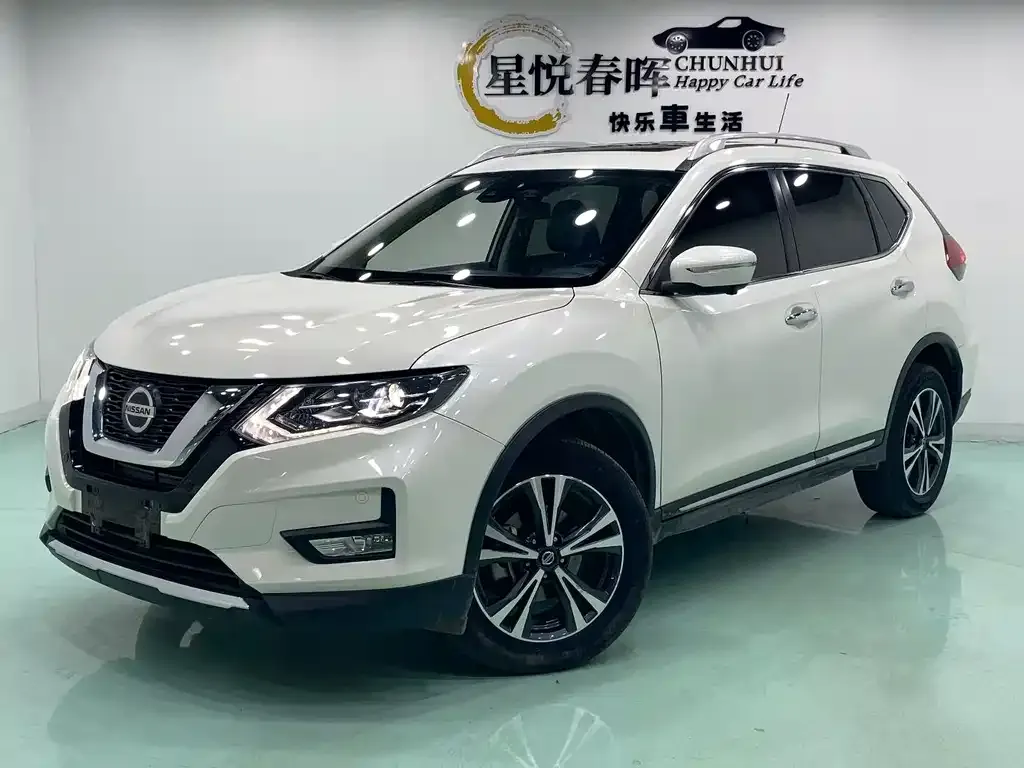 Nissan X-Trail — фото 1