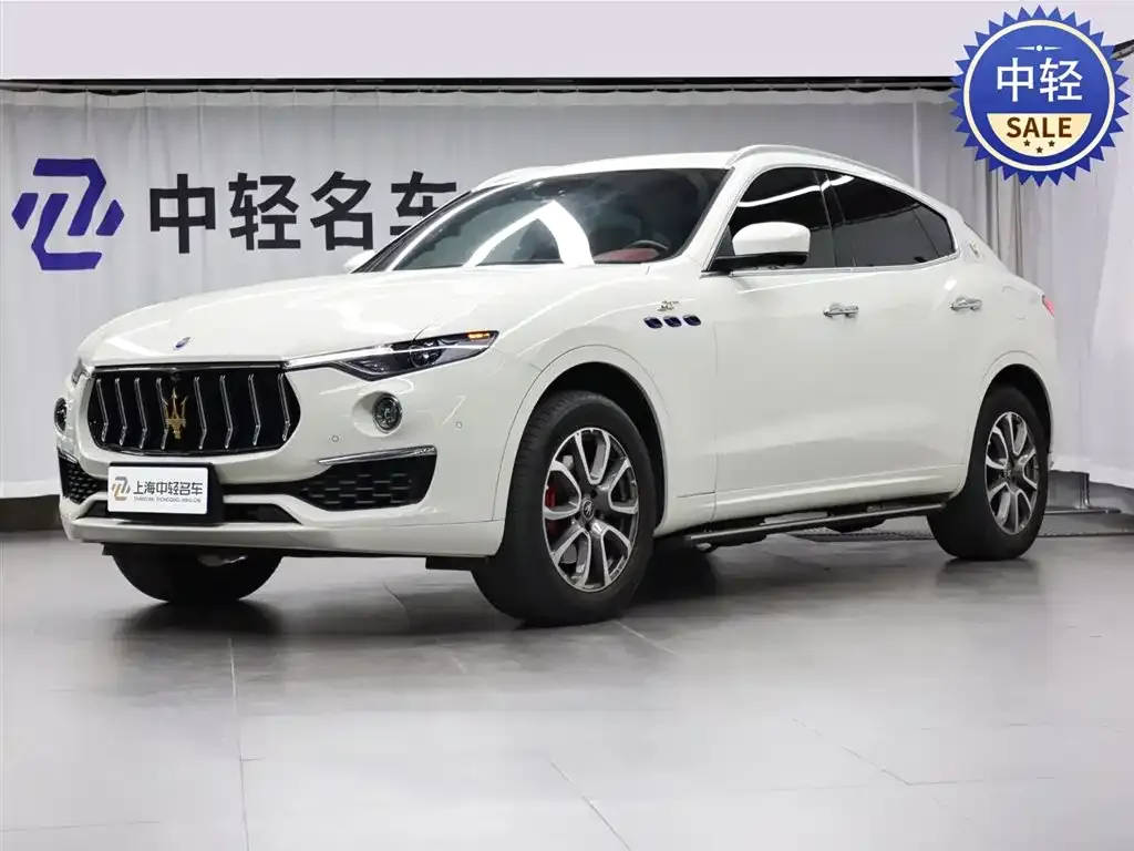 Maserati Levante — фото 1