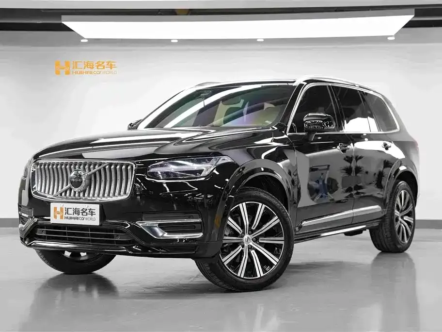 Volvo XC90 — фото 1
