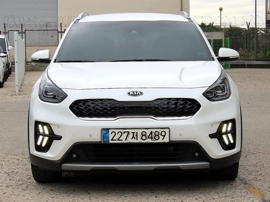 Kia Niro — фото 1