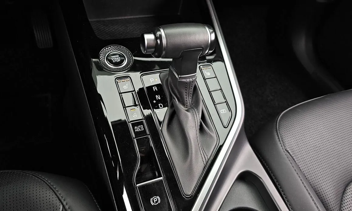 Kia Niro — фото 10