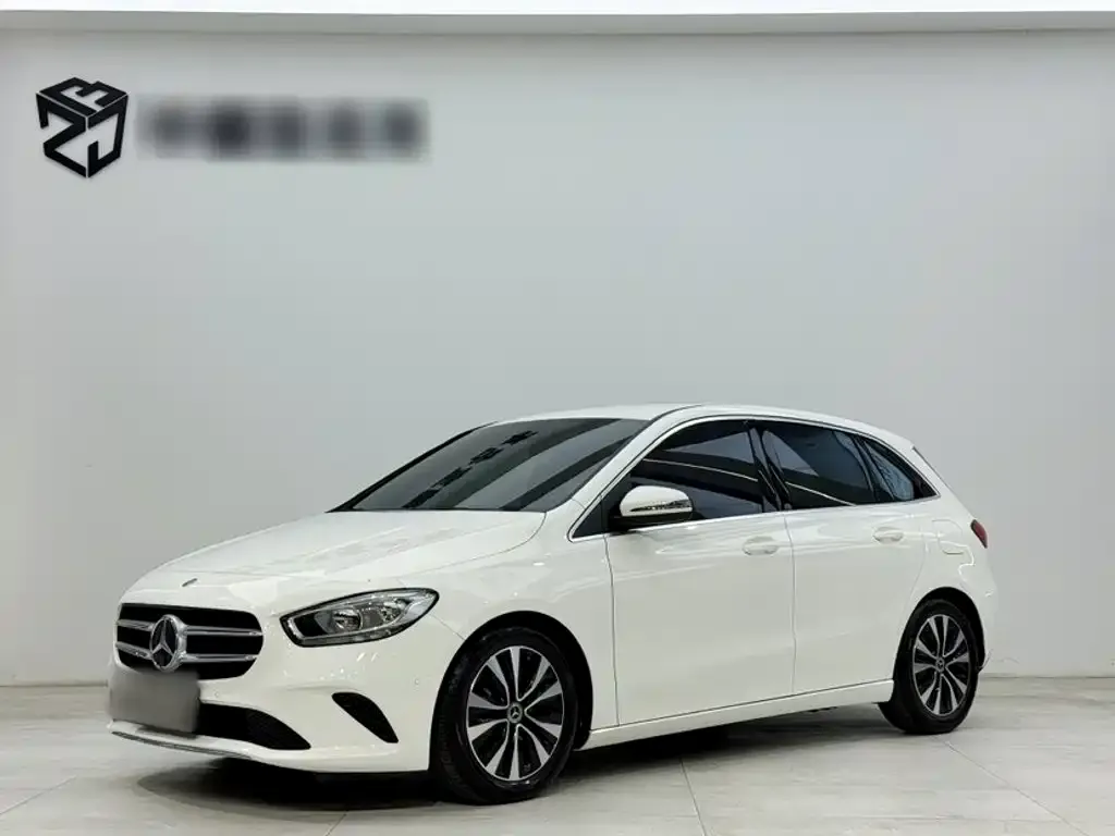 Mercedes-Benz B-Class — фото 1