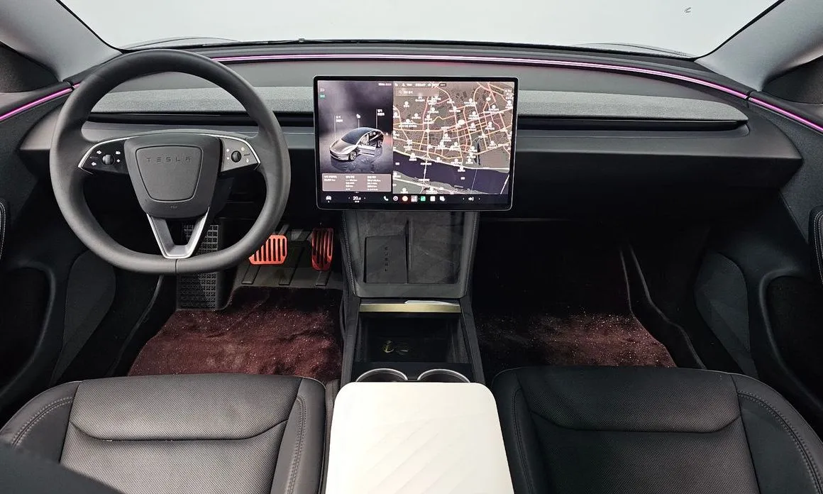 Tesla Model 3 — фото 9