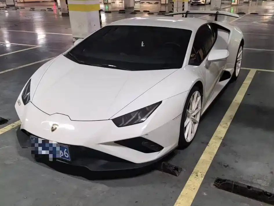 Lamborghini Huracan — фото 1