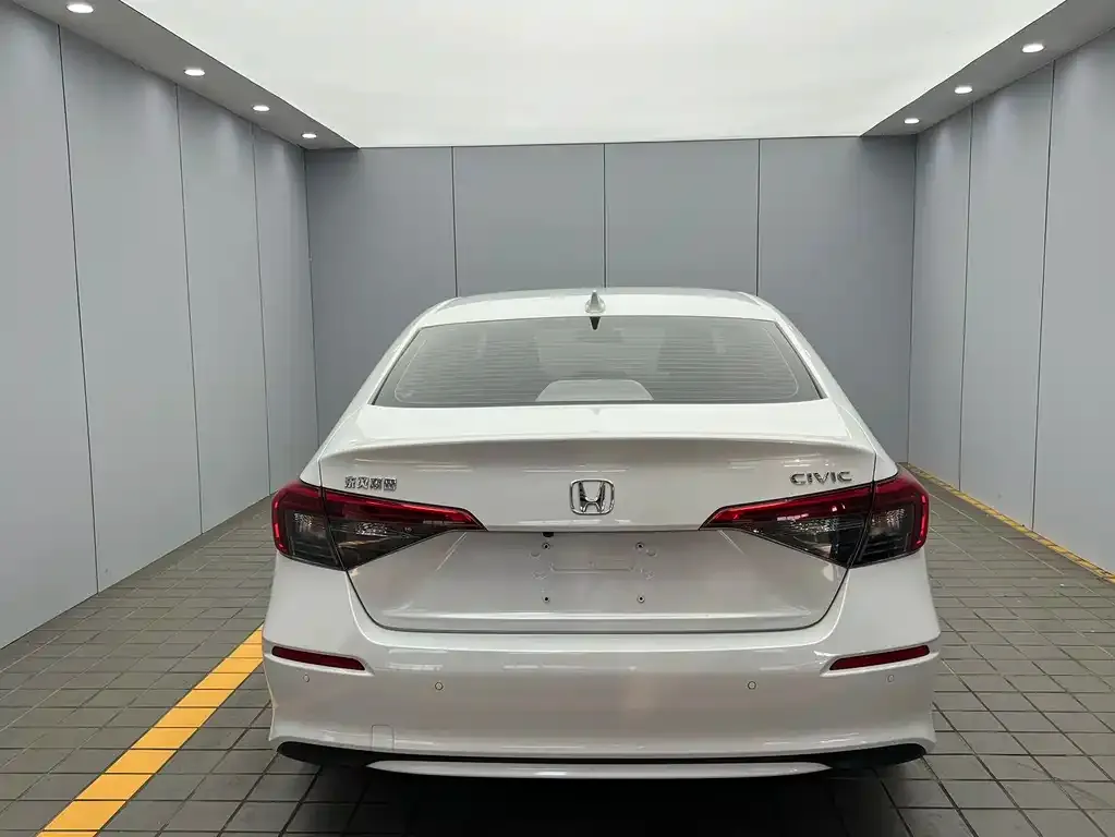 Honda Civic — фото 2