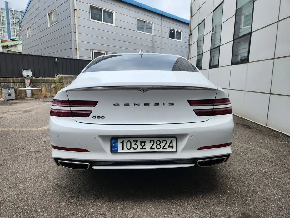 Genesis G80 — фото 8