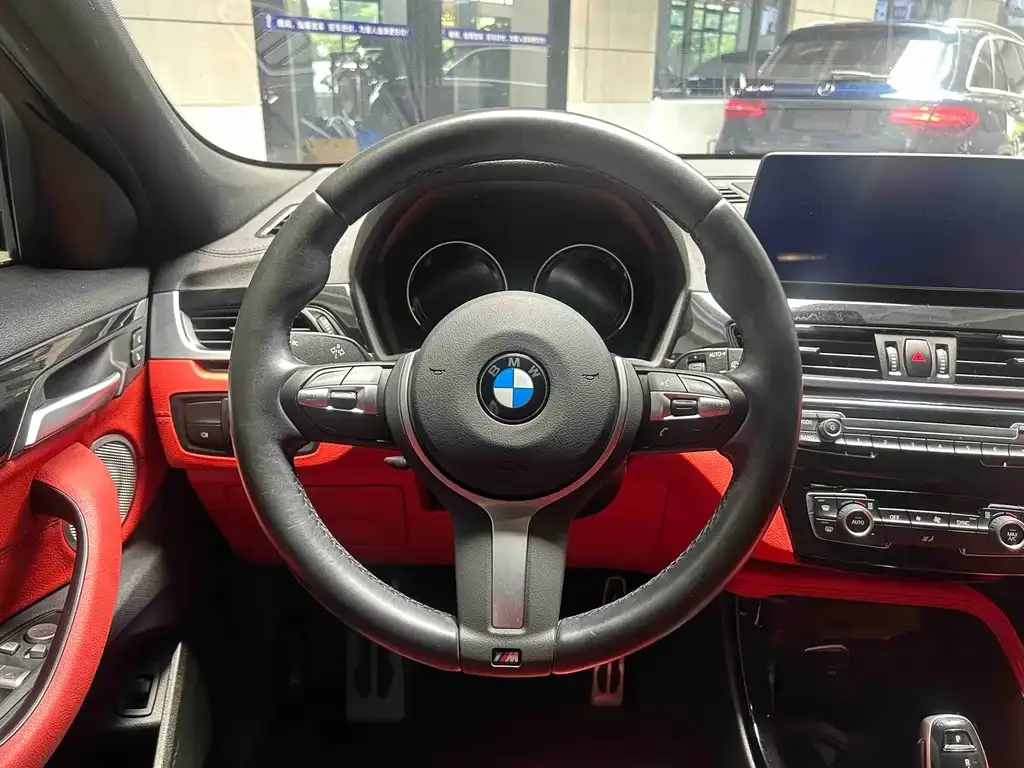 BMW X2 — фото 9