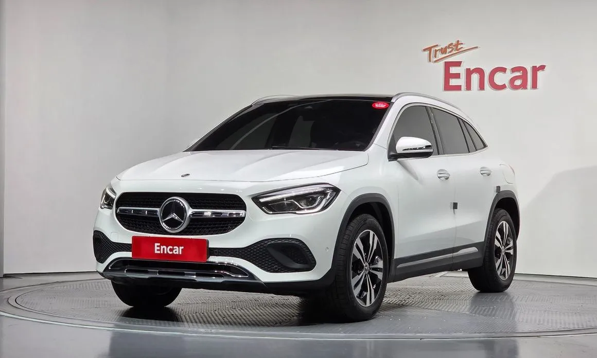 Mercedes-Benz GLA-Class — фото 1