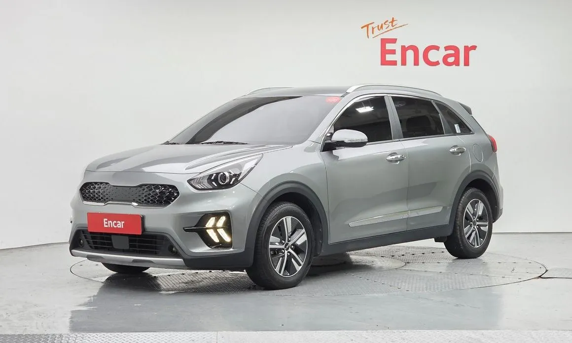 Kia Niro — фото 1