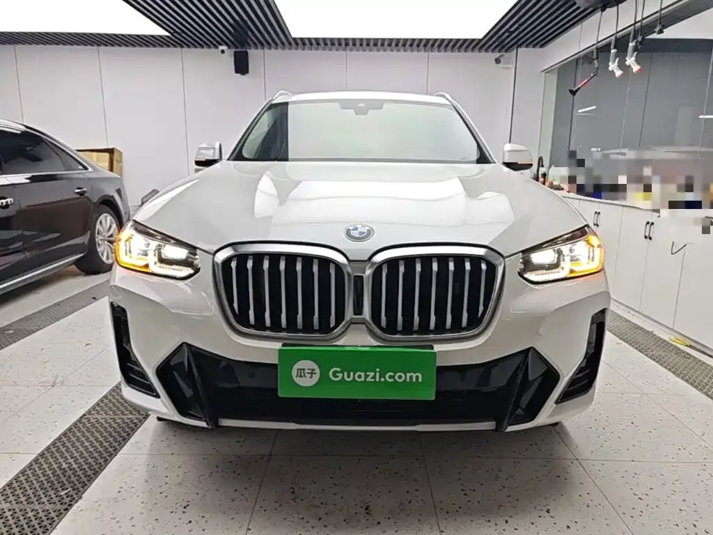 BMW X3 — фото 10