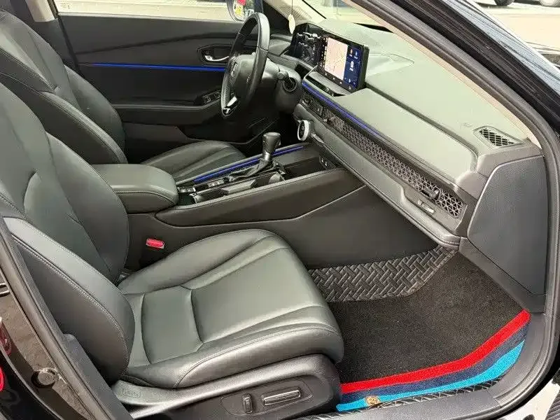 Honda Accord — фото 3