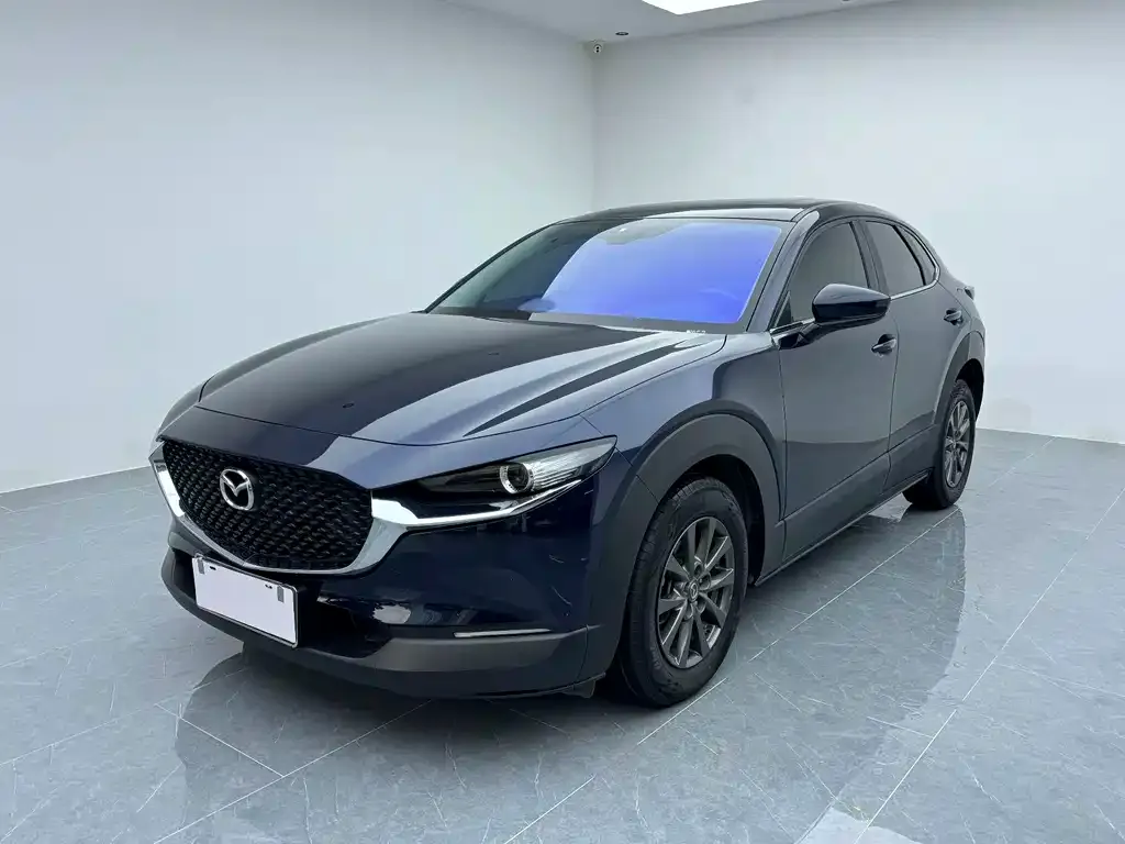 Mazda CX-30 — фото 1