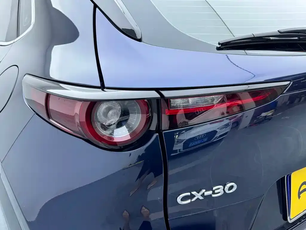Mazda CX-30 — фото 9