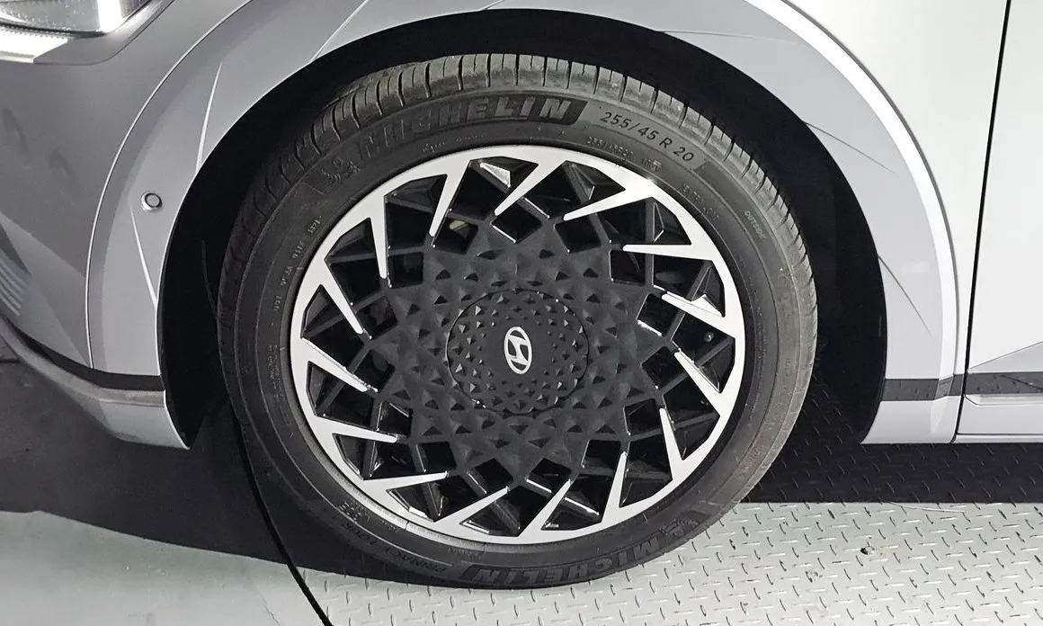 Hyundai Ioniq5 — фото 10