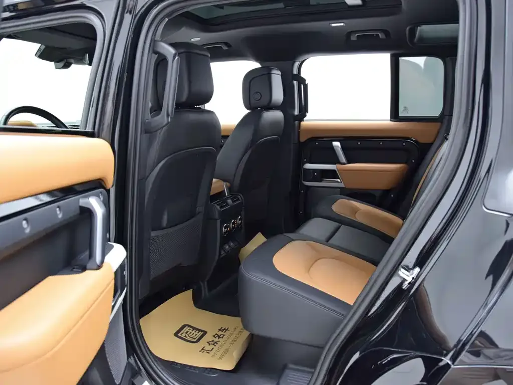 Land Rover Defender — фото 5