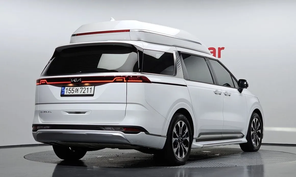Kia Carnival — фото 4