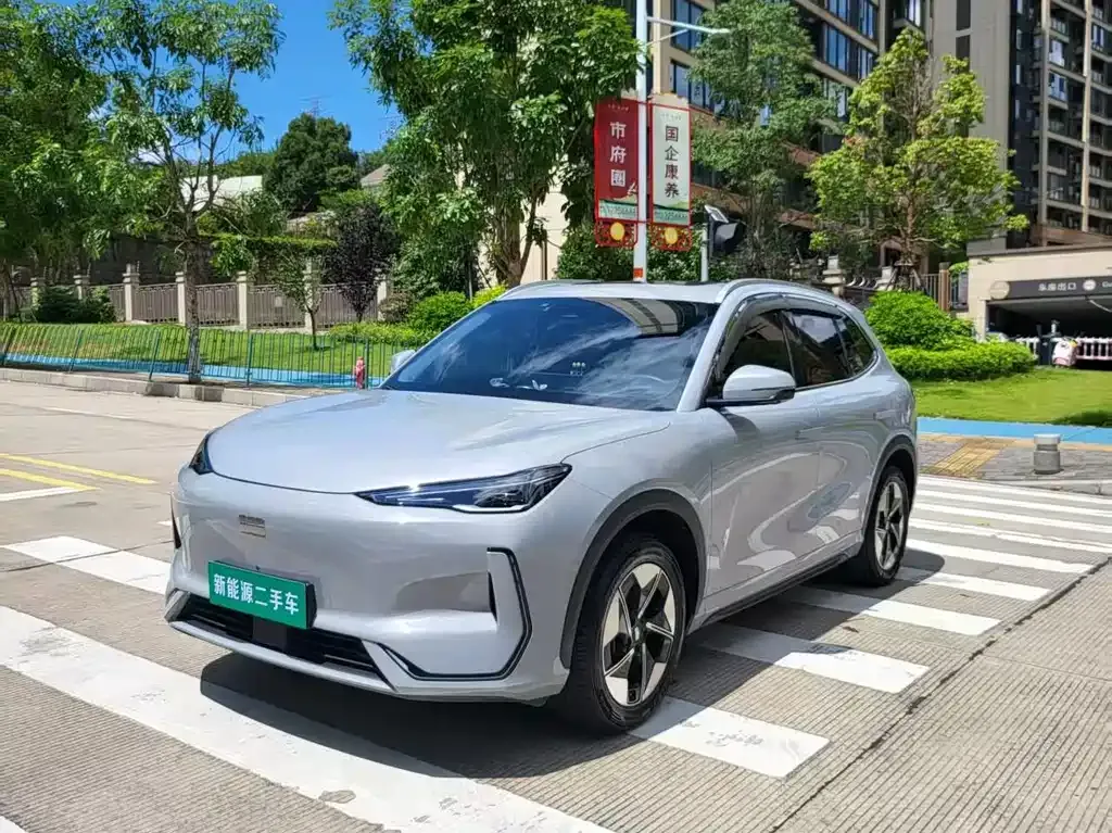 Geely Galaxy E5 — фото 1
